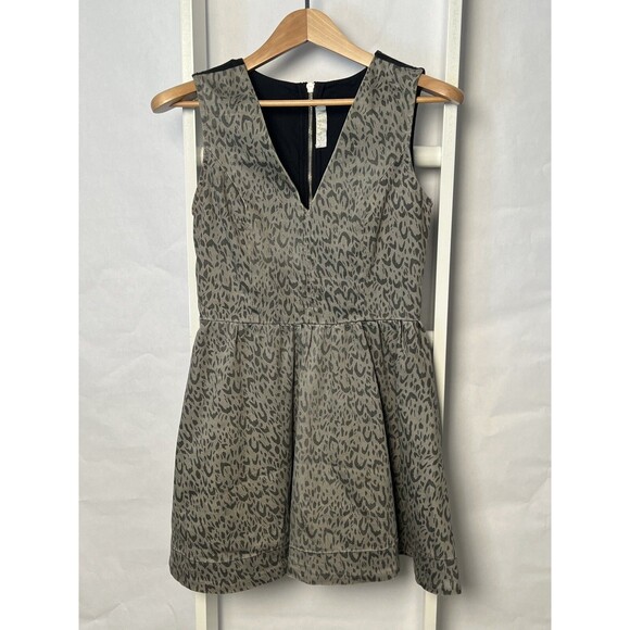 Unbranded Dresses & Skirts - Charley 5.0 V-Neck Mini Dress Juniors XS Sleeveless Vegan Leather Upper Back